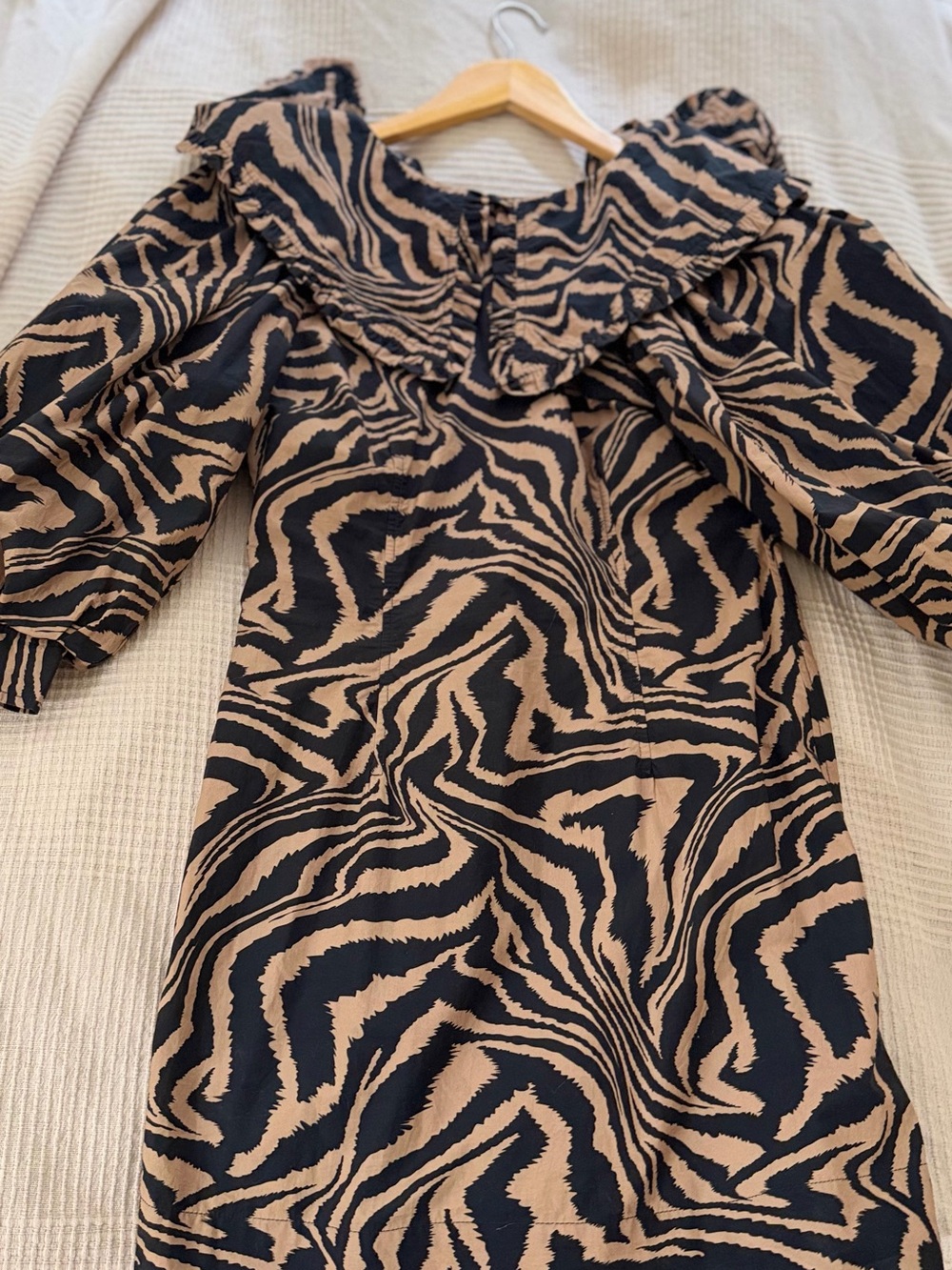 Ganni Zebra-Print Puff Sleeve Dress in Black and Tan (zipper broken)